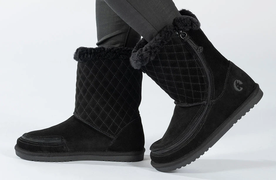 FINAL SALE - Women's Black BILLY Cozy Quilt Lux Boots - Image 6
